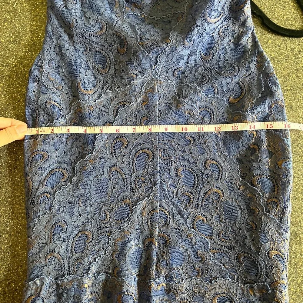 Nicole Miller Eva Lace Dress Indigo Shimmer size Small - Picture 9 of 10